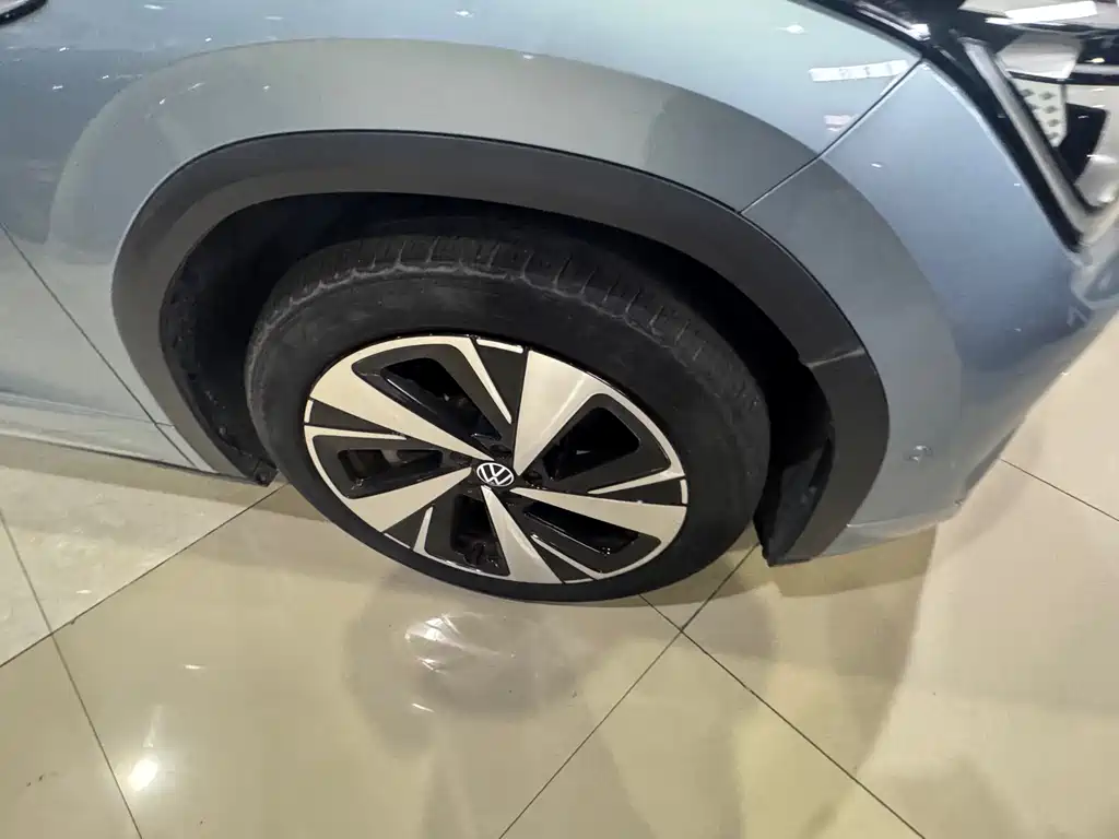 Volkswagen ID.6 X 2023 Intelligent Long Range Edition 2023 - thumbnail 5