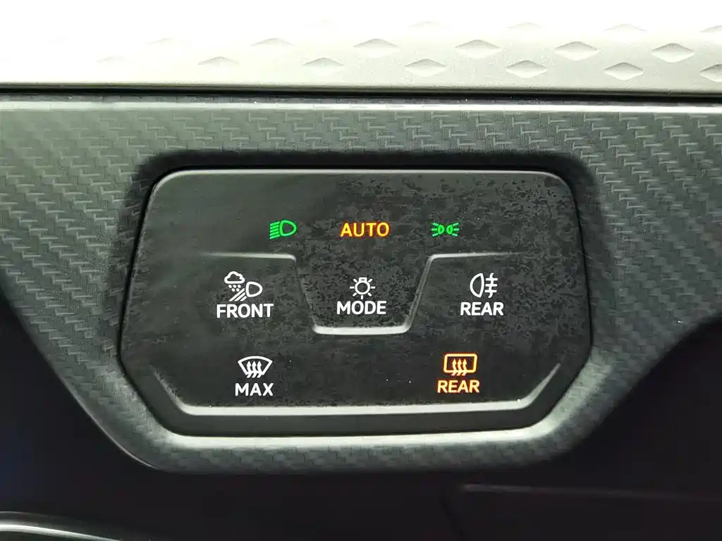 Volkswagen ID.6 X 2023 Intelligent Long Range Edition 2024 - thumbnail 21
