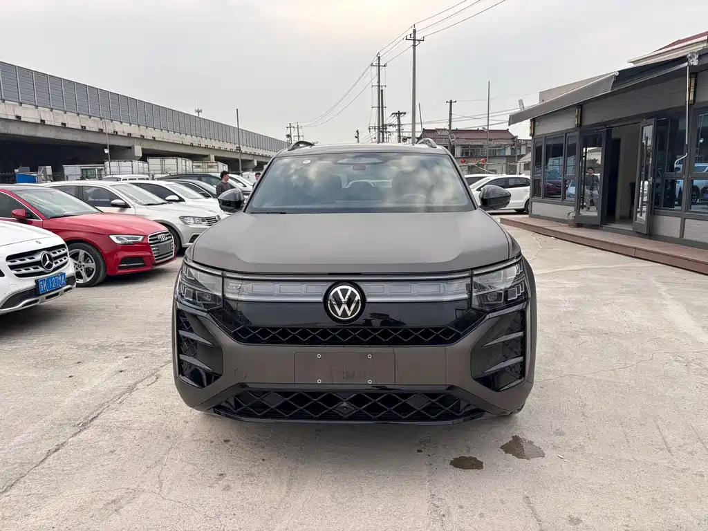 Volkswagen Teramont 2025 Teramont Pro 450TSI AWD Climbing Edition 2025 - thumbnail 2