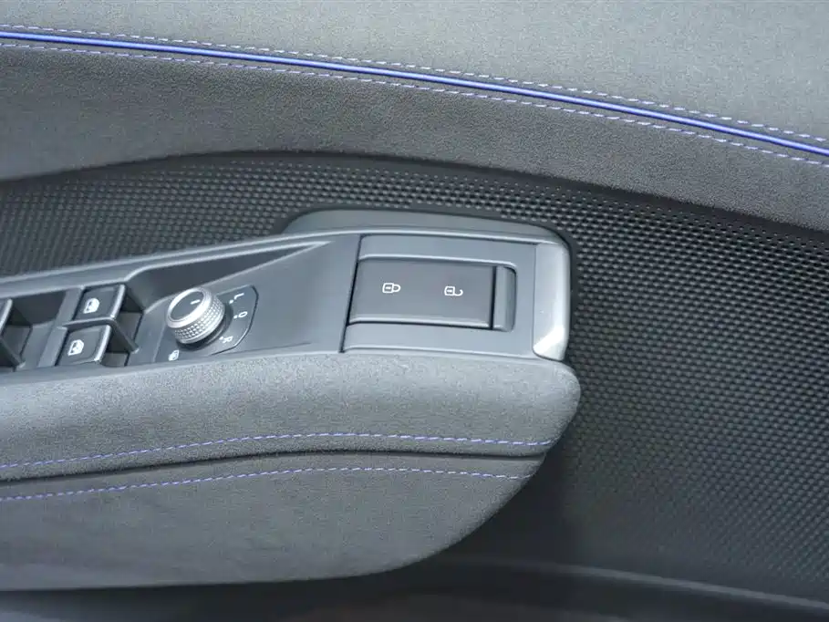 Volkswagen Teramont 2025 Teramont Pro 450TSI AWD Climbing Edition 2025 - thumbnail 11