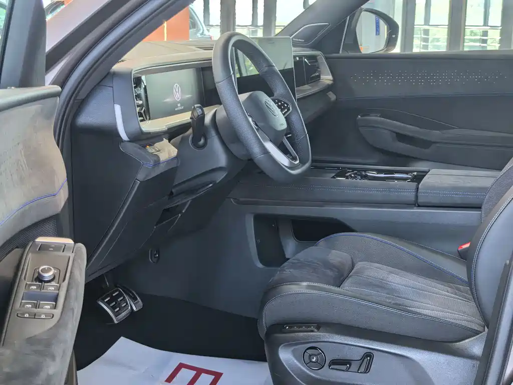 Volkswagen Teramont 2025 Teramont Pro 450TSI AWD Climbing Edition 2025 - thumbnail 6