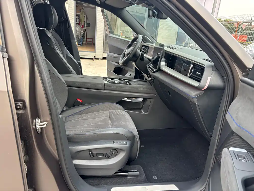 Volkswagen Teramont 2025 Teramont Pro 450TSI AWD Climbing Edition 2025 - thumbnail 9
