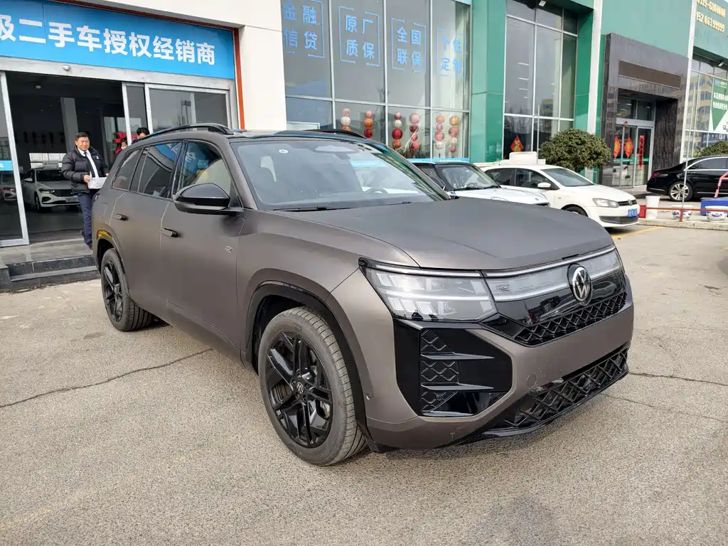 Volkswagen Teramont 2025 Teramont Pro 450TSI AWD Climbing Edition 2025 - thumbnail 3