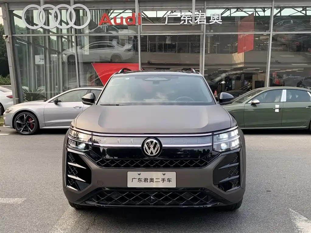 Volkswagen Teramont 2025 Teramont Pro 450TSI AWD Climbing Edition 2025 - thumbnail 2