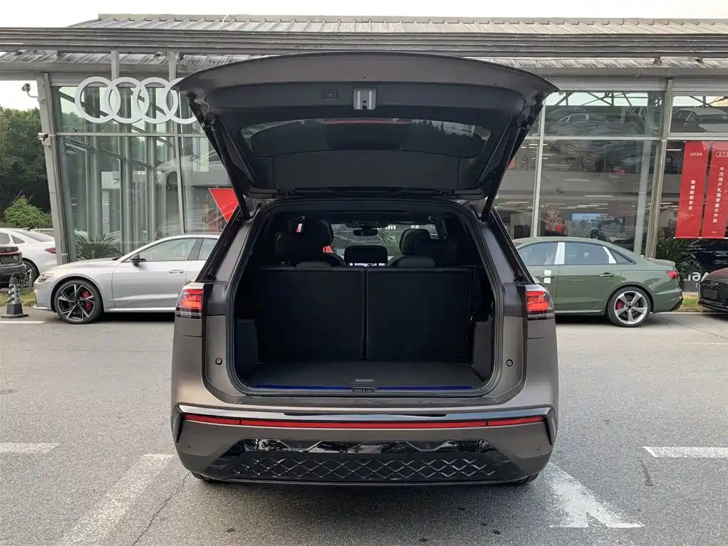 Volkswagen Teramont 2025 Teramont Pro 450TSI AWD Climbing Edition 2025 - thumbnail 6