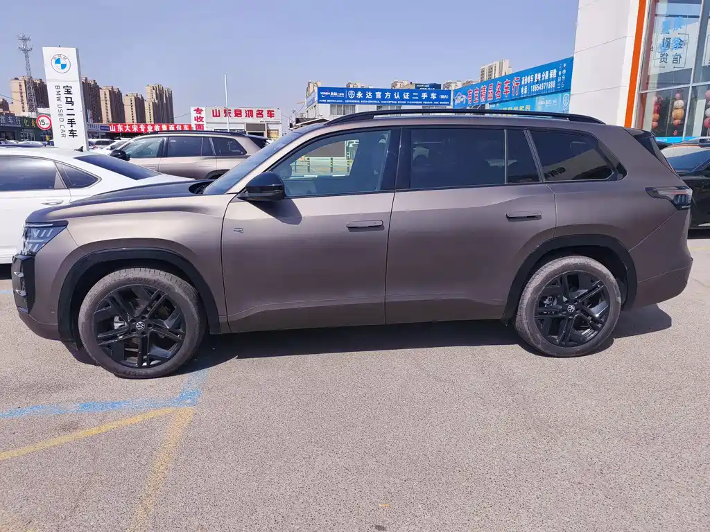 Volkswagen Teramont 2025 Teramont Pro 450TSI AWD Climbing Edition 2025 - thumbnail 3
