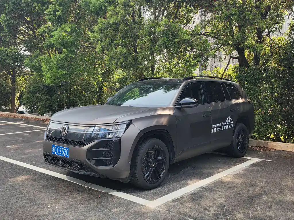 Volkswagen Tongyi 2026 Tongyi Pro 450TSI AWD Climbing Edition 2025