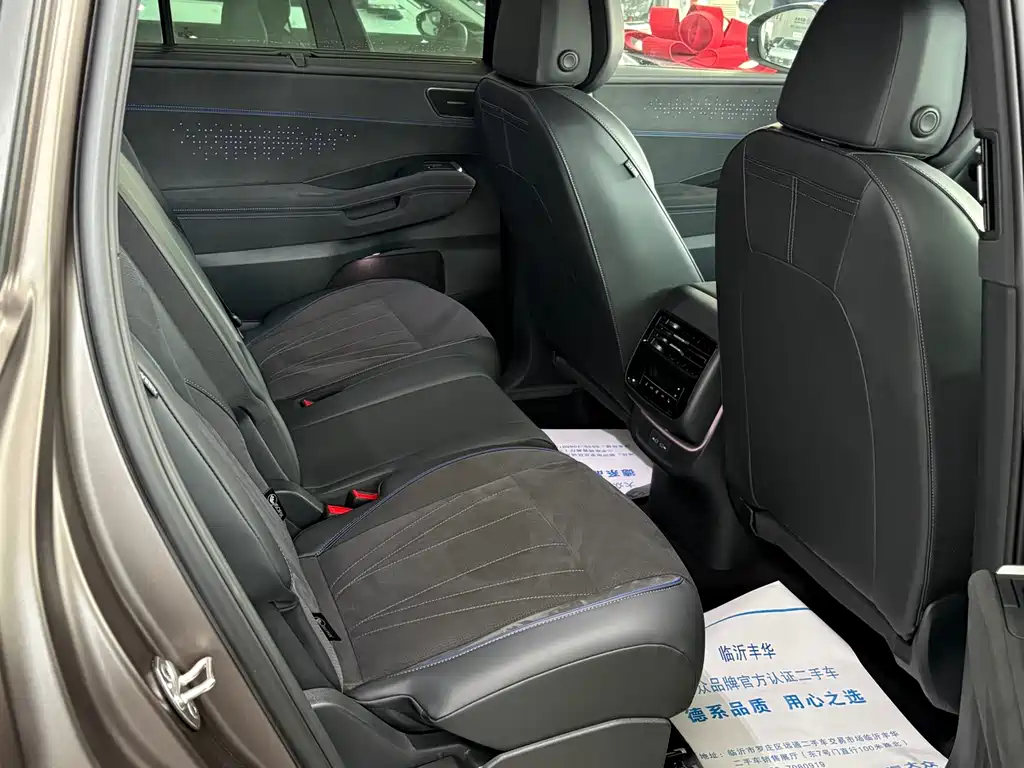 Volkswagen Teramont 2025 Teramont Pro 450TSI AWD Climbing Edition 2025 - thumbnail 12