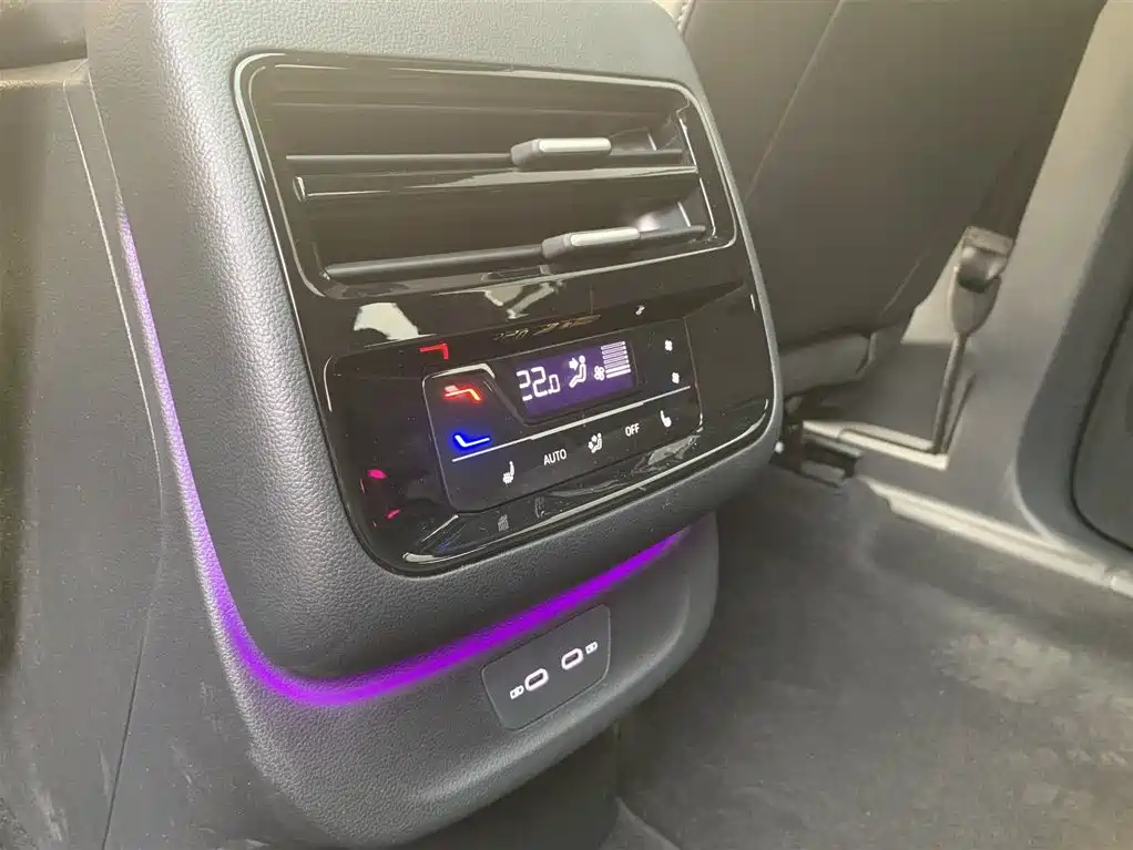 Volkswagen Teramont 2025 Teramont Pro 450TSI AWD Climbing Edition 2025 - thumbnail 19