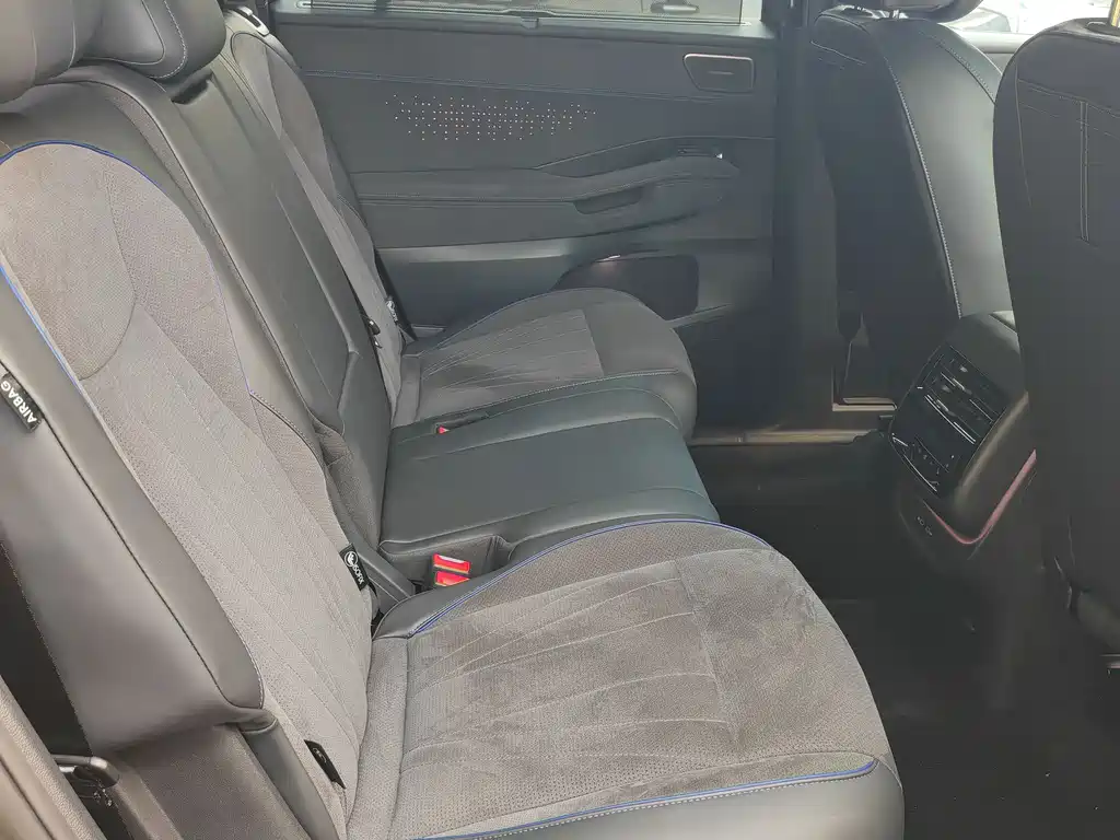 Volkswagen Tongyi 2026 Tongyi Pro 450TSI AWD Climbing Edition 2025 - thumbnail 11