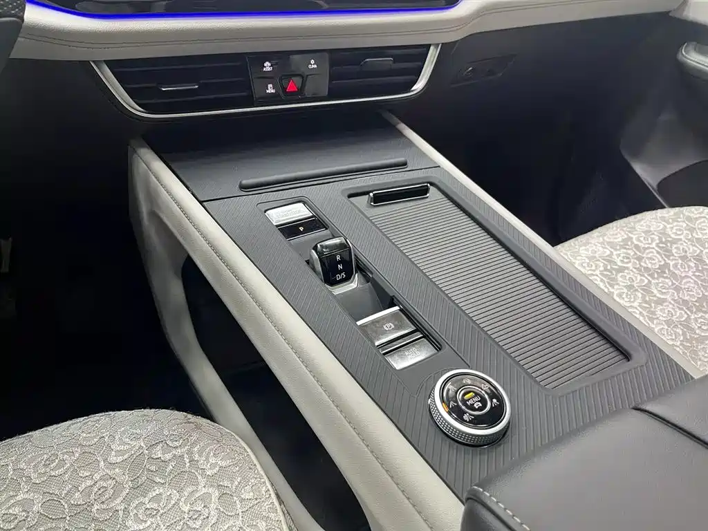 Volkswagen Toucan 2025 380TSI AWD Elite 2025 - thumbnail 9