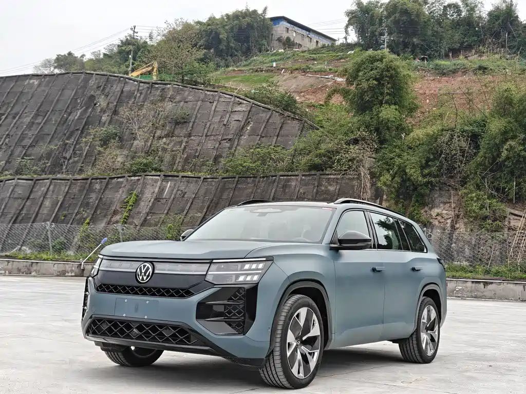 Volkswagen Teramont 2025 Teramont Pro 450TSI AWD Cross Version 2026