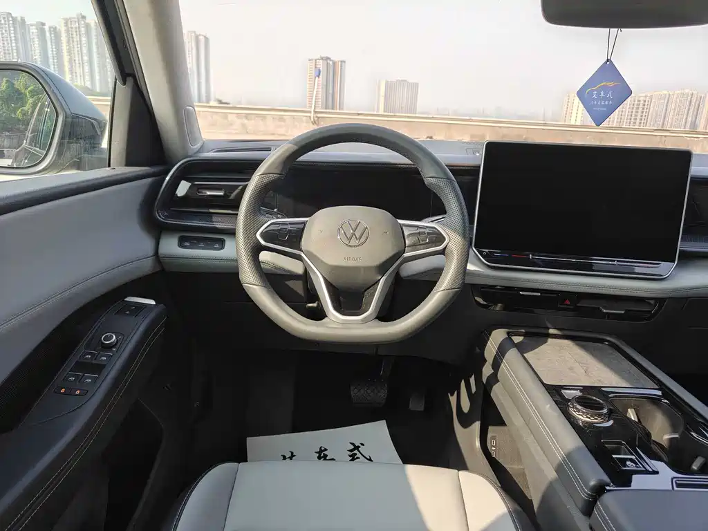 Volkswagen Teramont 2025 Teramont Pro 450TSI AWD Explorer Edition 2025 - thumbnail 17