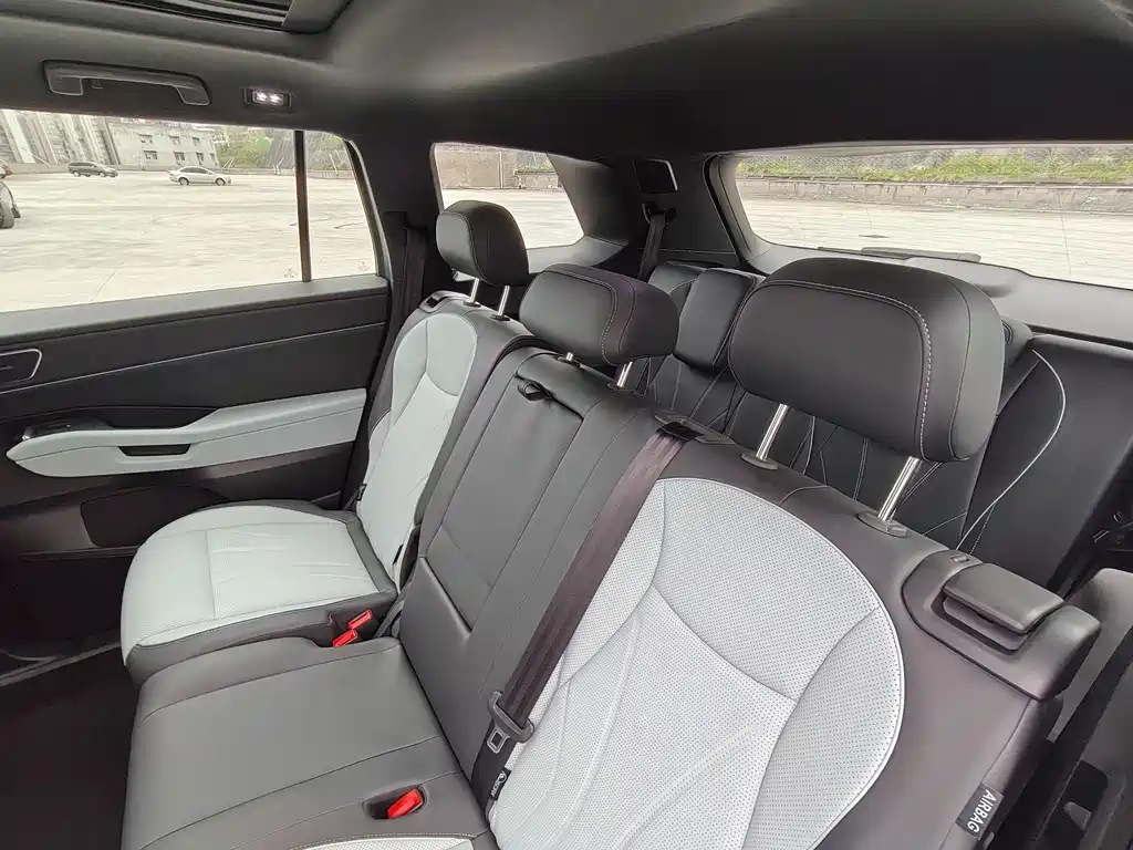Volkswagen Teramont 2025 Teramont Pro 450TSI AWD Cross Version 2026 - thumbnail 13