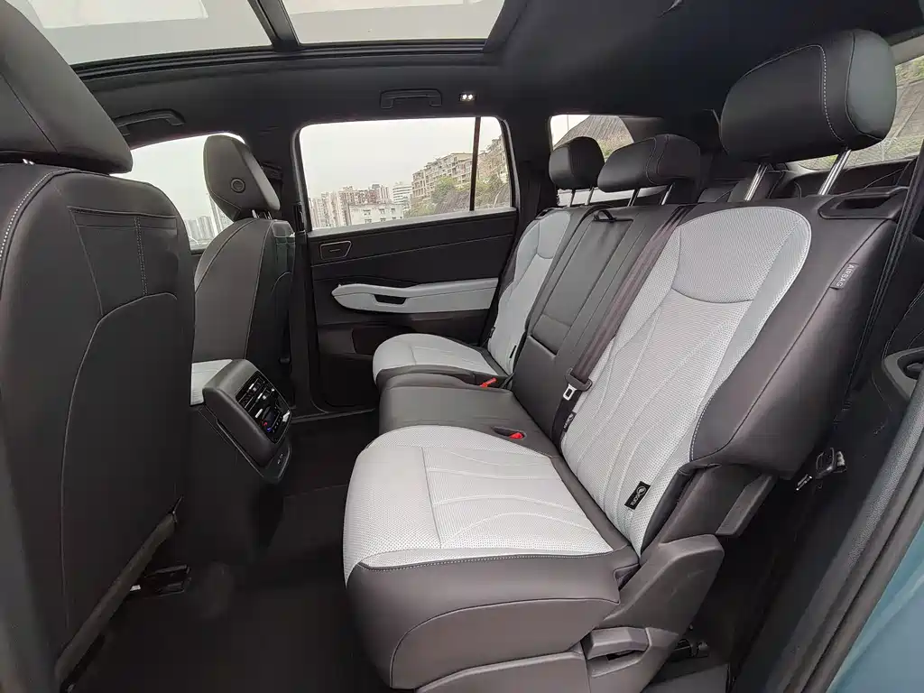 Volkswagen Teramont 2025 Teramont Pro 450TSI AWD Cross Version 2026 - thumbnail 14