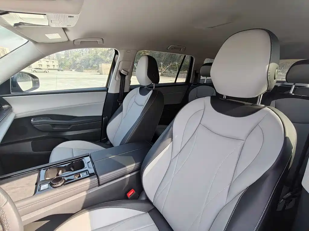 Volkswagen Teramont 2025 Teramont Pro 450TSI AWD Explorer Edition 2025 - thumbnail 29