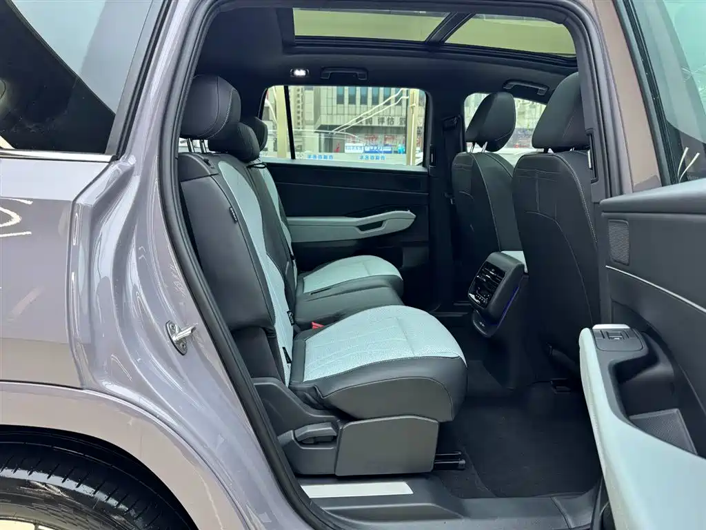 Volkswagen Teramont 2025 Teramont Pro 450TSI AWD Cross Edition 2026 - thumbnail 13