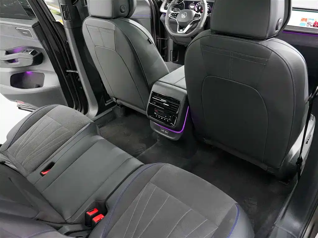 Volkswagen Teramont 2025 Teramont Pro 450TSI AWD Climbing Edition 2025 - thumbnail 11