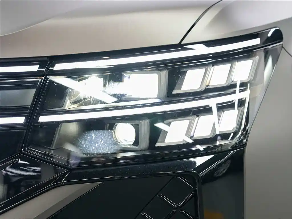 Volkswagen Teramont 2025 Teramont Pro 450TSI AWD Climbing Edition 2025 - thumbnail 12