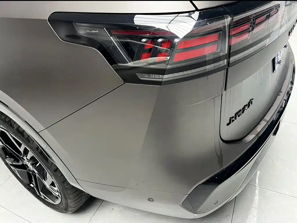 Volkswagen Teramont 2025 Teramont Pro 450TSI AWD Climbing Edition 2025 - thumbnail 3