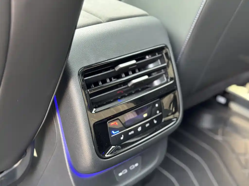 Volkswagen Teramont 2025 Teramont Pro 450TSI AWD Climbing Edition 2025 - thumbnail 19