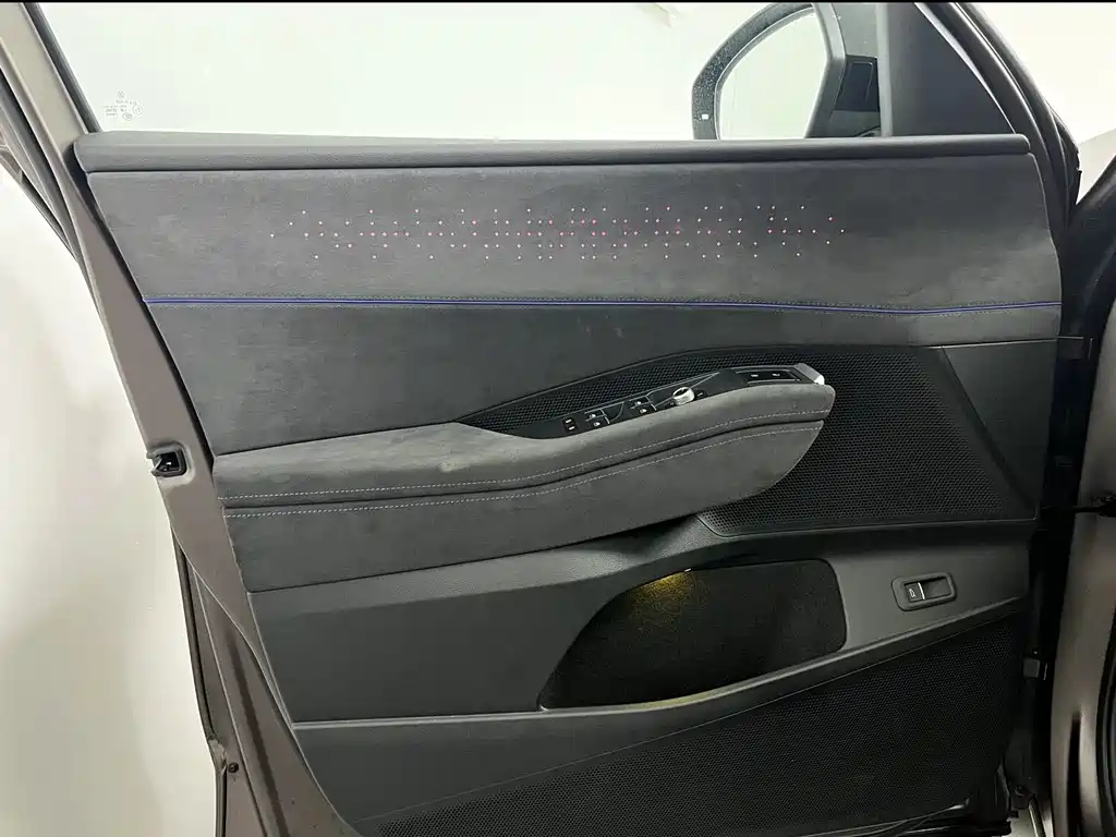 Volkswagen Teramont 2025 Teramont Pro 450TSI AWD Climbing Edition 2025 - thumbnail 14
