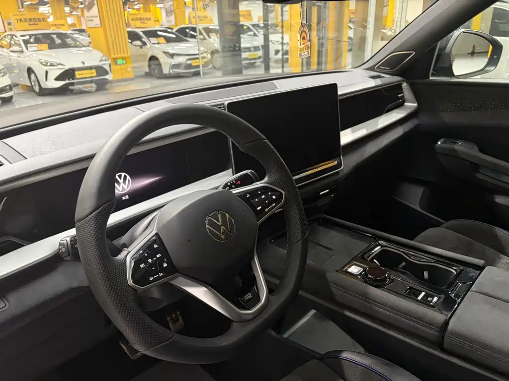 Volkswagen Teramont 2025 Teramont Pro 450TSI AWD Climbing Edition 2025 - thumbnail 6