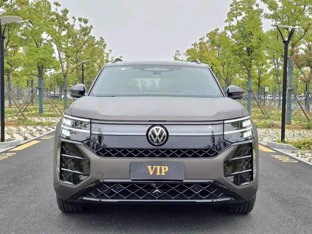 Volkswagen Teramont 2025 Teramont Pro 450TSI AWD Climbing Edition 2025 - thumbnail 2