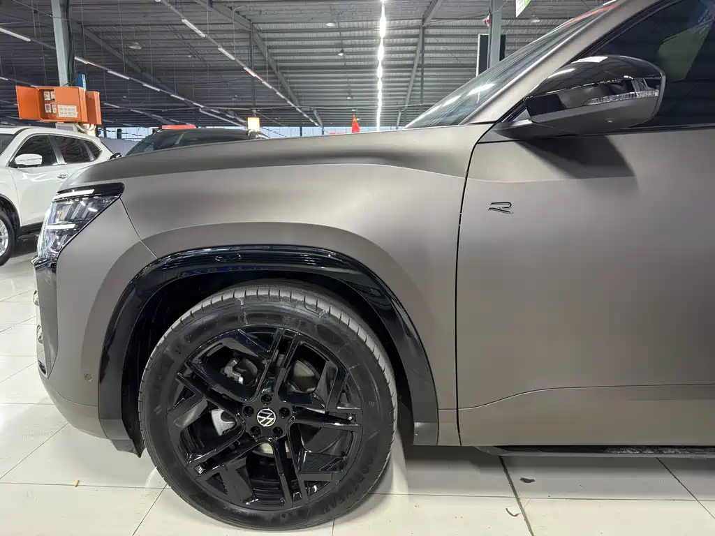 Volkswagen Teramont 2025 Teramont Pro 450TSI AWD Climbing Edition 2025 - thumbnail 4