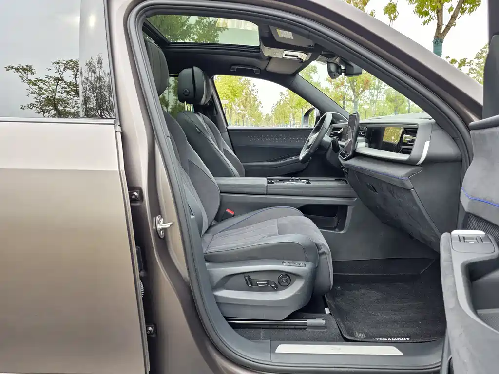 Volkswagen Teramont 2025 Teramont Pro 450TSI AWD Climbing Edition 2025 - thumbnail 12