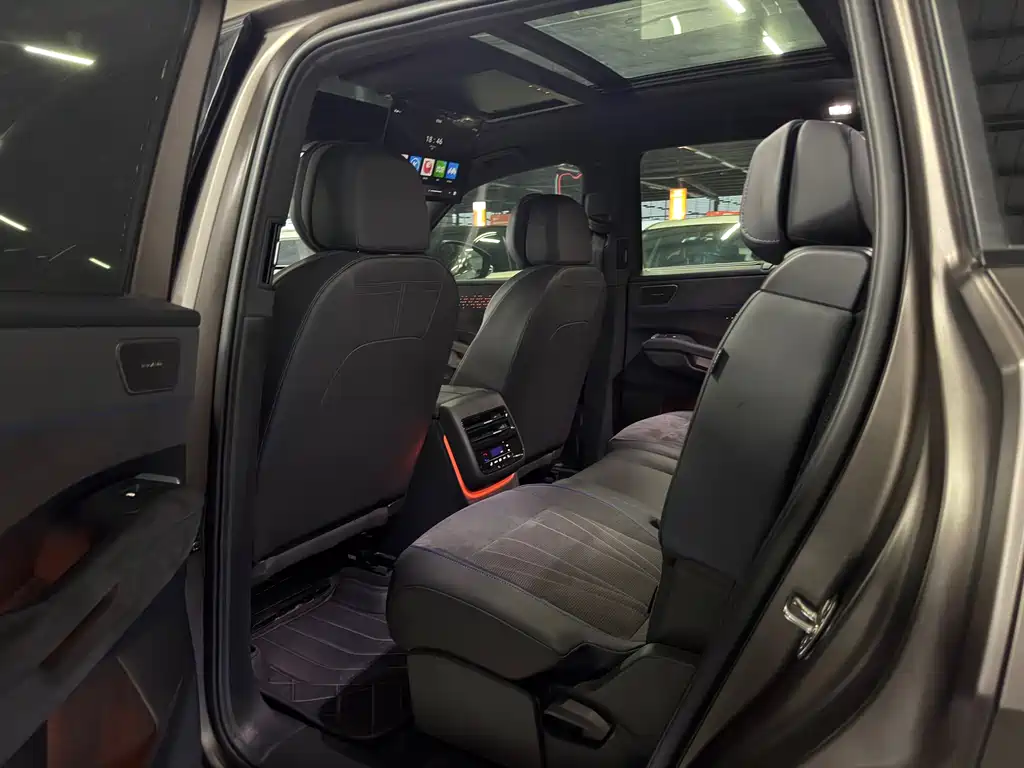 Volkswagen Teramont 2025 Teramont Pro 450TSI AWD Climbing Edition 2025 - thumbnail 11