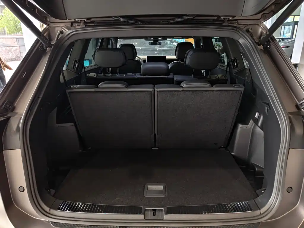 Volkswagen Teramont 2025 Teramont Pro 450TSI AWD Climbing Edition 2025 - thumbnail 15