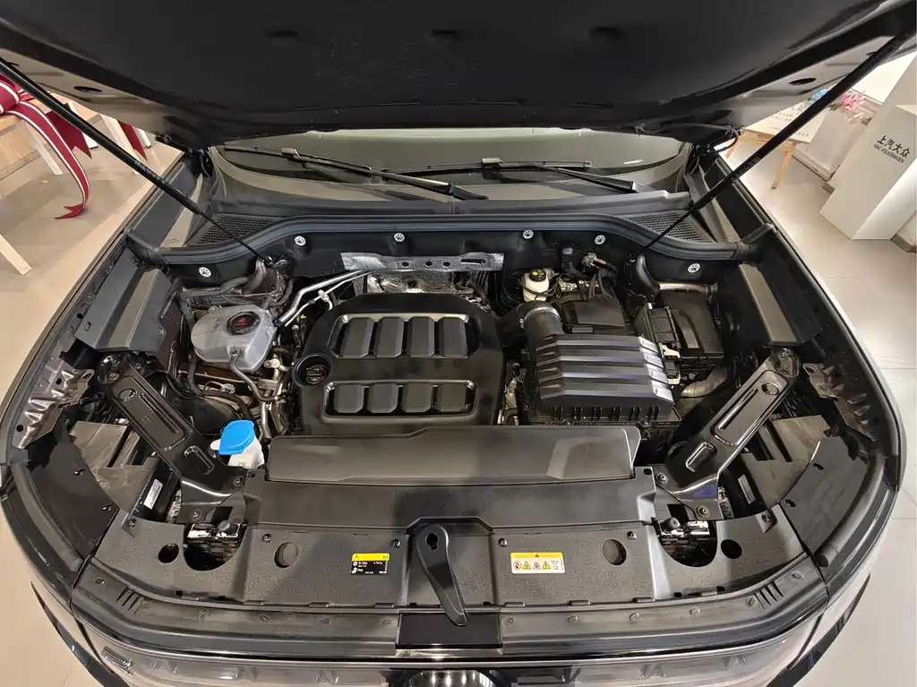 Volkswagen Teramont 2025 Teramont Pro 450TSI AWD Climbing Edition 2025 - thumbnail 16