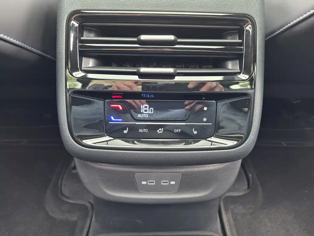 Volkswagen Teramont 2025 Teramont Pro 450TSI AWD Climbing Edition 2025 - thumbnail 20