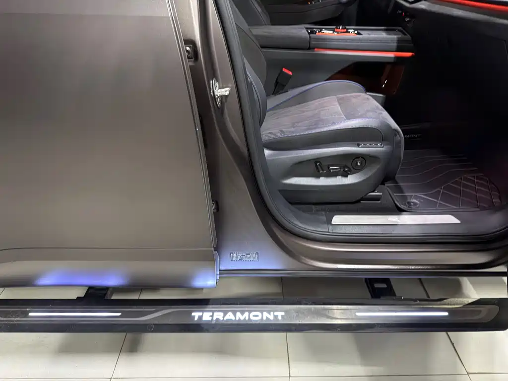 Volkswagen Teramont 2025 Teramont Pro 450TSI AWD Climbing Edition 2025 - thumbnail 23