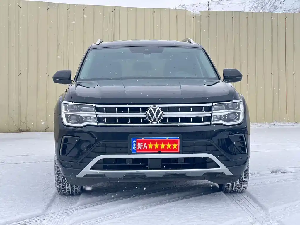 Volkswagen Touareg 2023 Facelift 380TSI AWD Luxury Edition 2023 - thumbnail 2