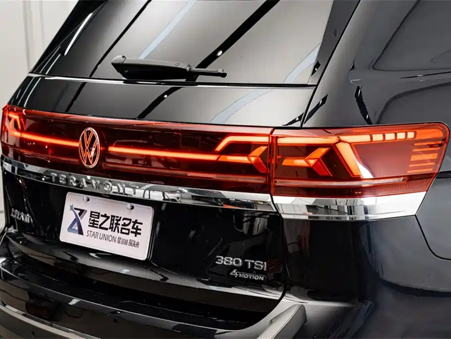 Volkswagen Touareg 2023 380TSI AWD Premium Luxury Edition 2022 - thumbnail 8