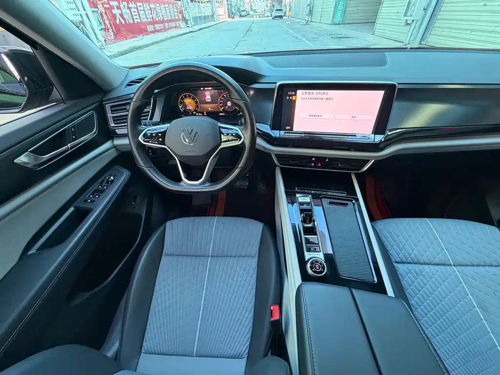 Volkswagen Toucan 2023 Facelift 380TSI AWD Luxury Edition 2023 - thumbnail 9