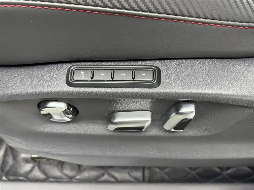 Volkswagen Toucan 2023 Toucan X 530 V6 AWD Flagship Premium Edition 2023 - thumbnail 10