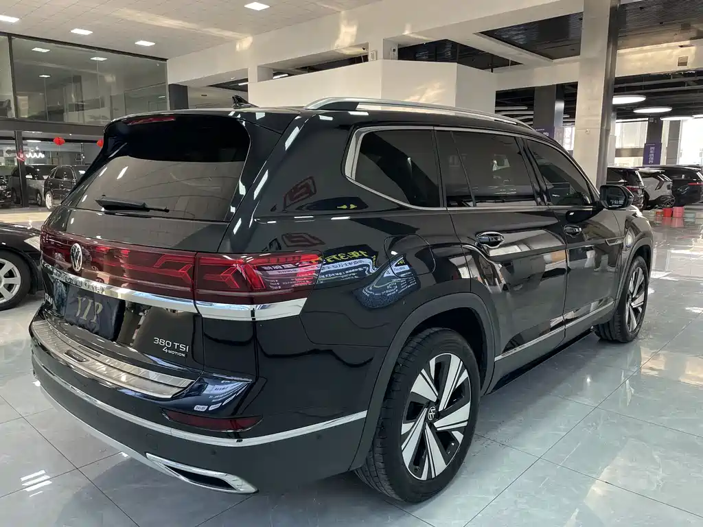 Volkswagen Touareg 2023 380TSI AWD Premium Luxury Edition 2022 - thumbnail 6