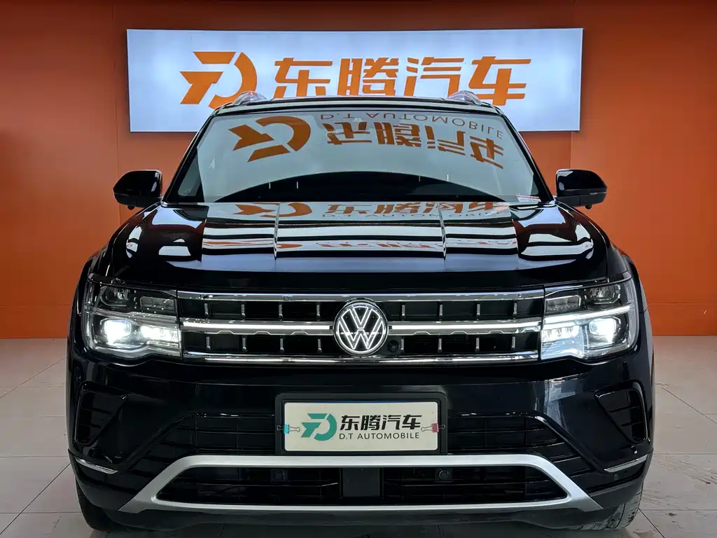 Volkswagen Touareg 2023 380TSI AWD Premium Luxury Edition 2023 - thumbnail 2