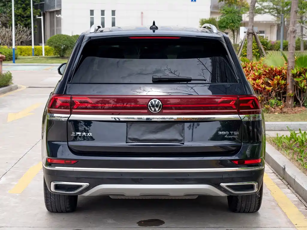 Volkswagen Touareg 2023 380TSI AWD Premium Luxury Edition 2022 - thumbnail 4