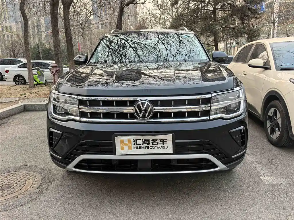 Volkswagen Touareg 2023 380TSI AWD Premium Luxury Edition 2022 - thumbnail 2