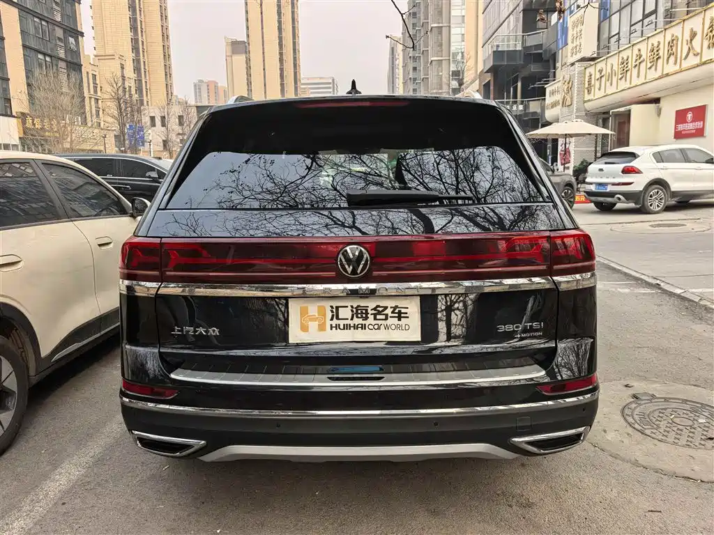 Volkswagen Touareg 2023 380TSI AWD Premium Luxury Edition 2022 - thumbnail 3