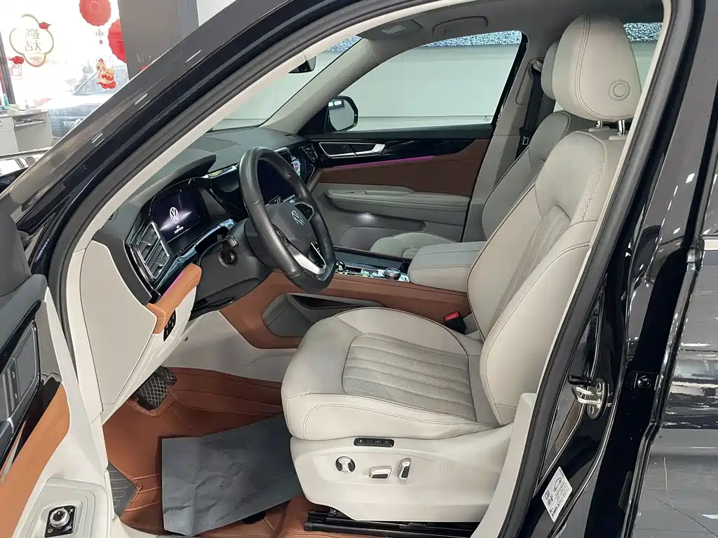 Volkswagen Touareg 2023 380TSI AWD Premium Luxury Edition 2022 - thumbnail 11