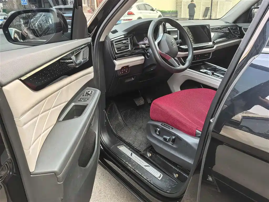Volkswagen Touareg 2023 380TSI AWD Premium Luxury Edition 2022 - thumbnail 5