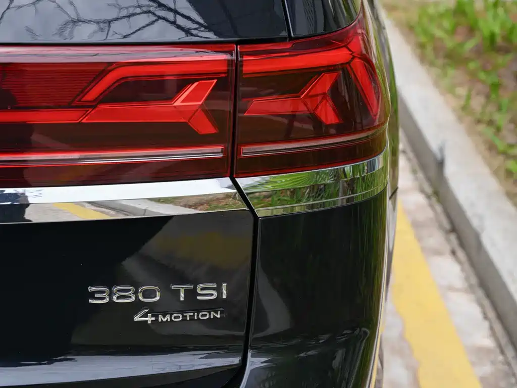 Volkswagen Touareg 2023 380TSI AWD Premium Luxury Edition 2022 - thumbnail 9
