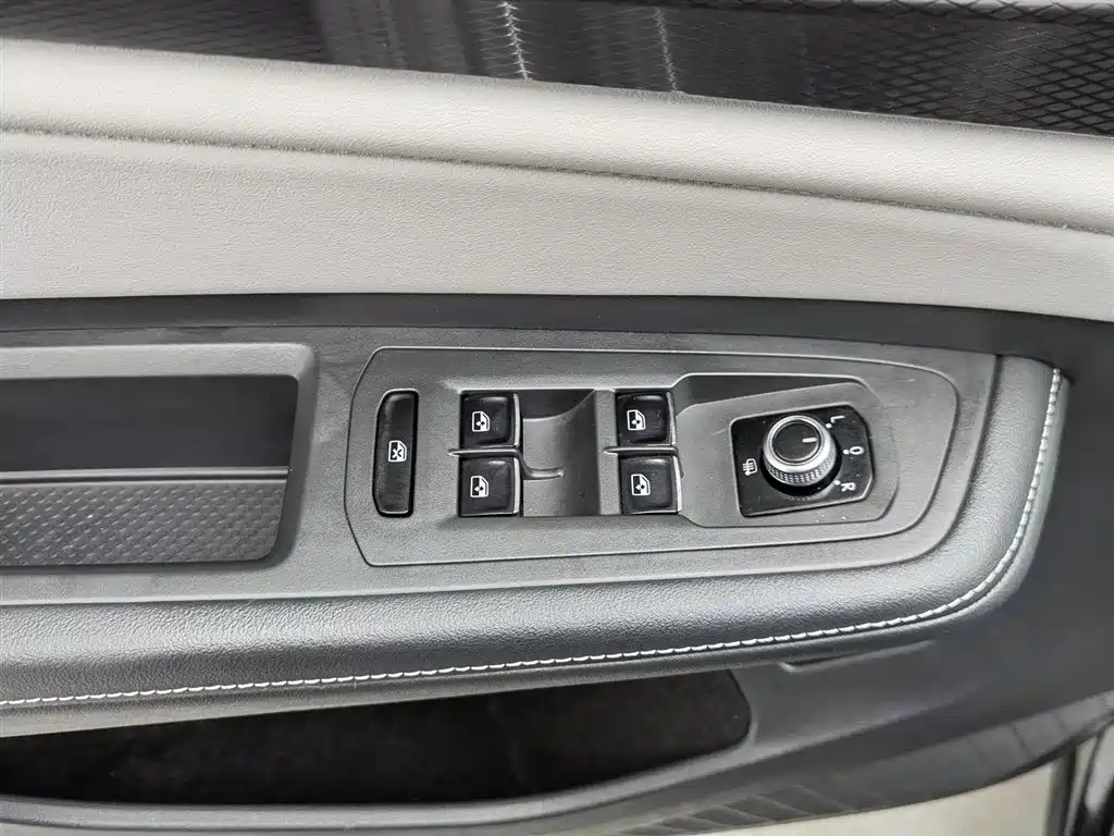Volkswagen Teramont 2023 380TSI AWD Luxury Edition 2023 - thumbnail 9