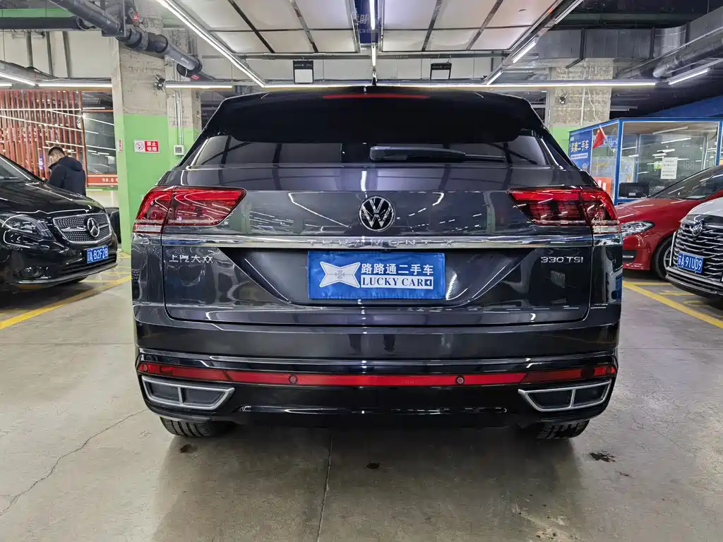 Volkswagen Touareg 2022 Touareg X 330TSI FWD Luxury Edition 2022 - thumbnail 5