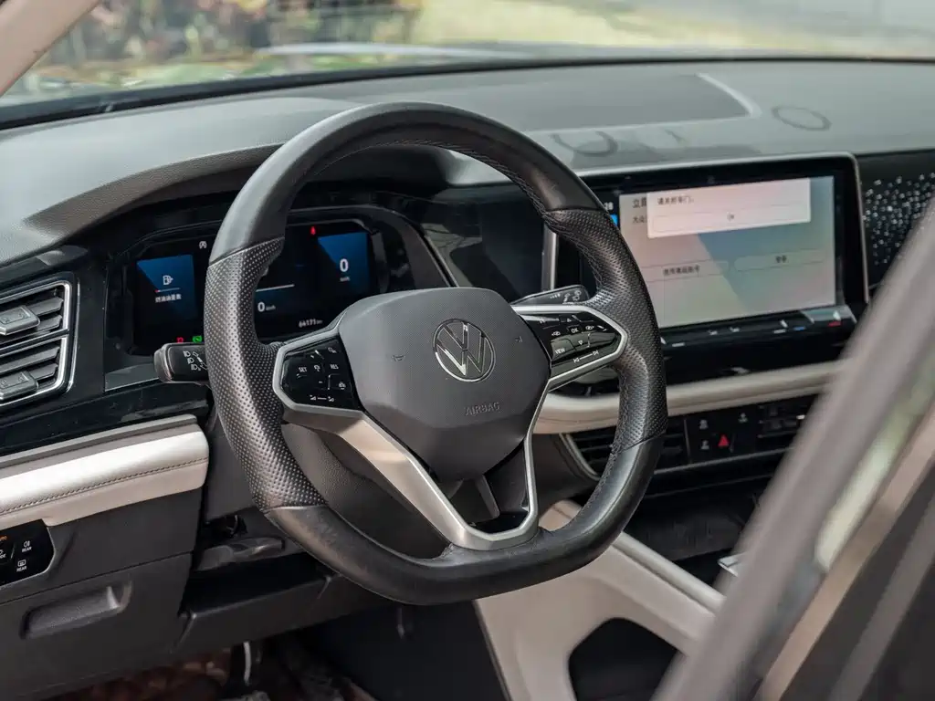 Volkswagen Touareg 2023 380TSI AWD Premium Luxury Edition 2022 - thumbnail 15